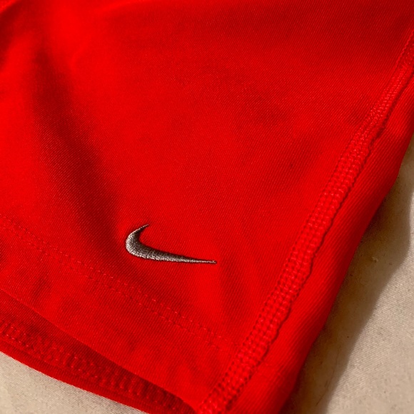 NIKE FITTED RUN SHORTS SZ. SMALL - Picture 2 of 7